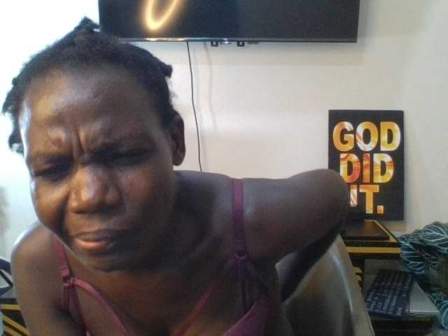 blaqqueen1 live cam on BongaCams