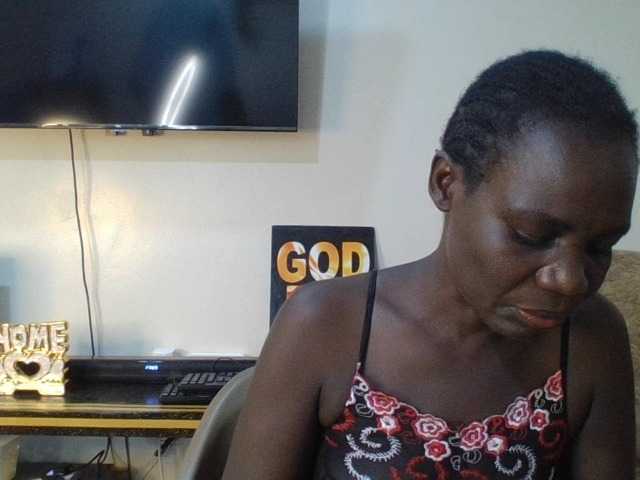 blaqqueen1 live cam on BongaCams