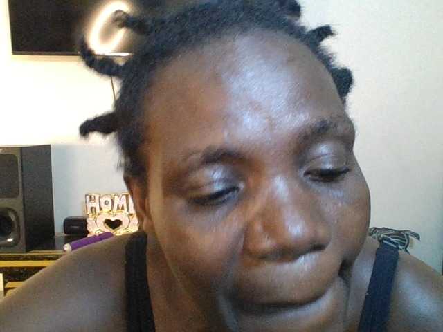 blaqqueen1 live cam on BongaCams