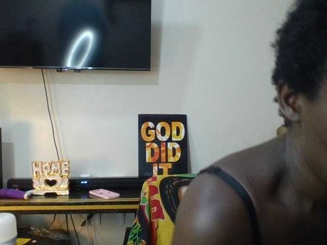 blaqqueen1 live cam on BongaCams