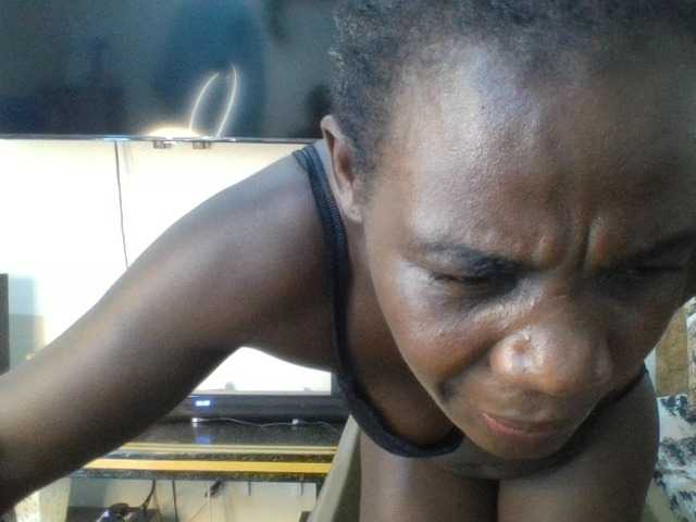 blaqqueen1 live cam on BongaCams