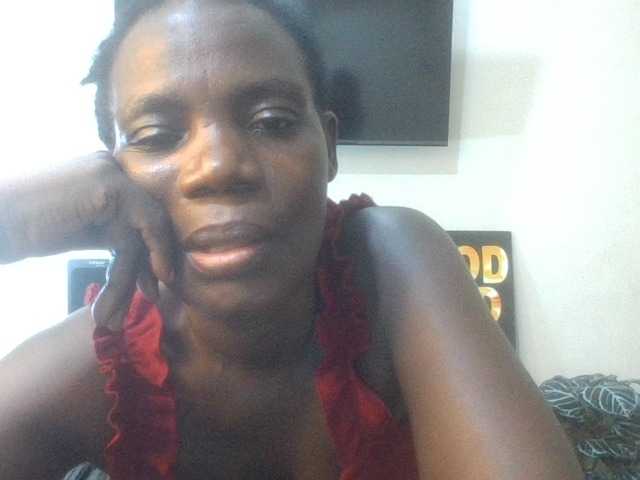 blaqqueen1 live cam on BongaCams