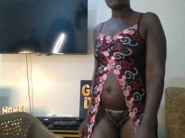 blaqqueen1 live cam on BongaCams