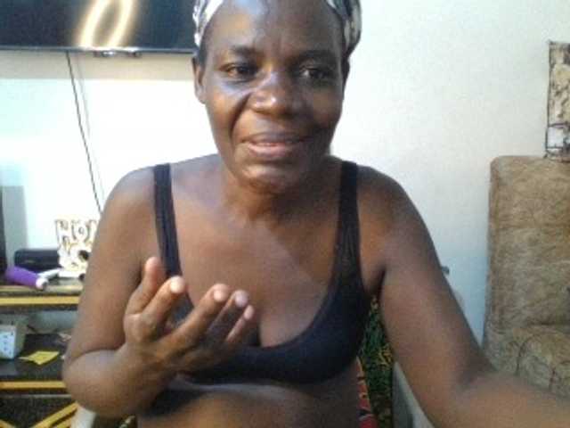 blaqqueen1, live now on BongaCams