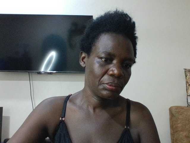blaqqueen1, en vivo ahora en BongaCams