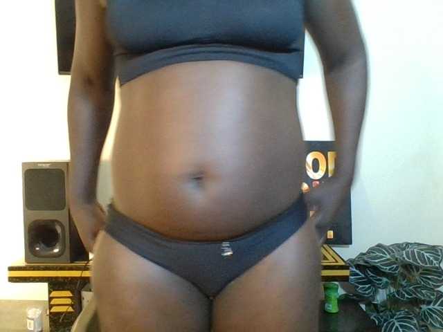 blaqqueen1 live cam on BongaCams