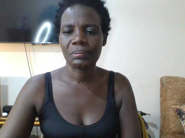blaqqueen1 live cam on BongaCams