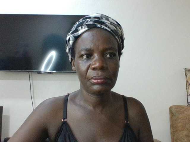 blaqqueen1, en vivo ahora en BongaCams