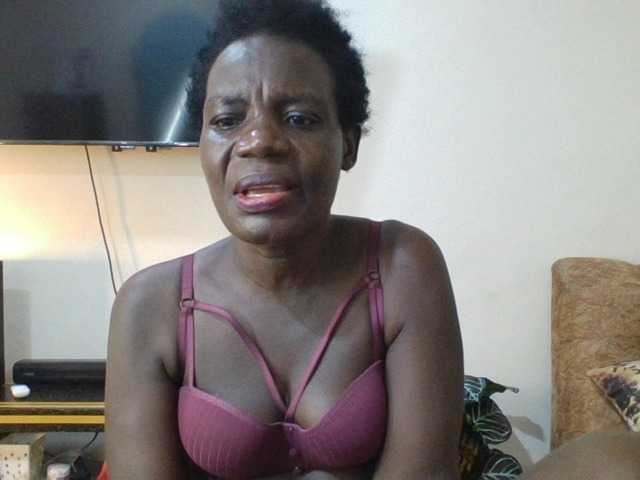 blaqqueen1 webcam bongacams model stream image