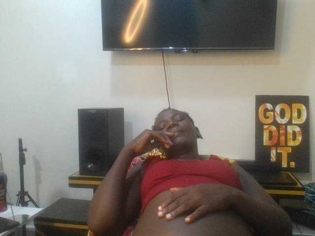 blaqqueen1 live cam preview