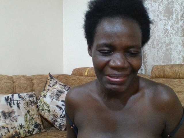 blaqqueen1 live cam preview