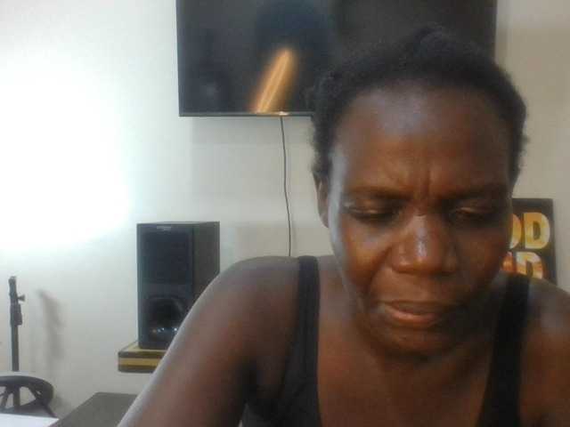 blaqqueen1 live cam on BongaCams