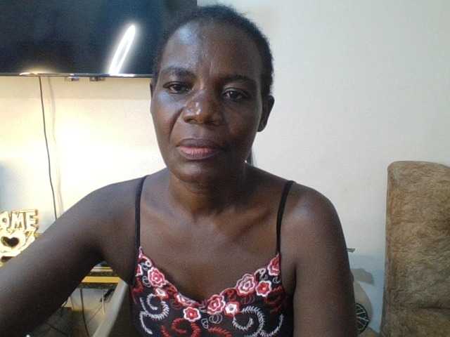blaqqueen1 live cam on BongaCams