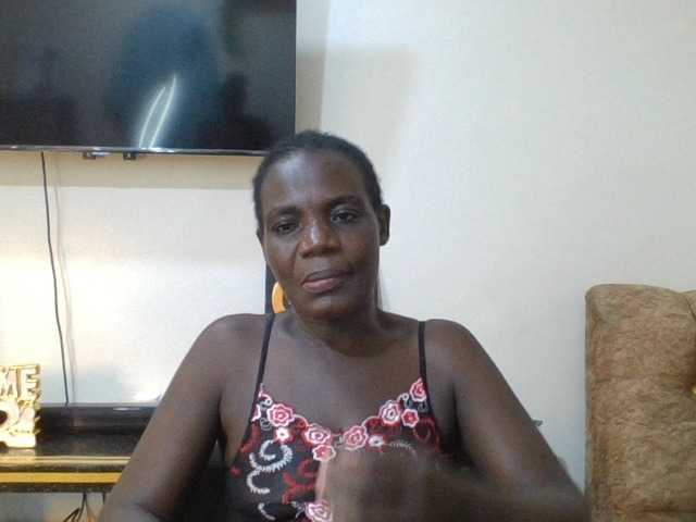 blaqqueen1 live cam on BongaCams