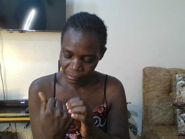 blaqqueen1 live cam on BongaCams