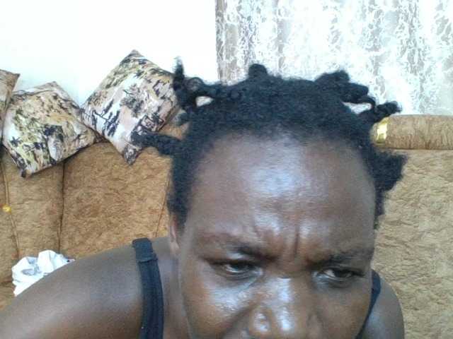 blaqqueen1 live cam on BongaCams