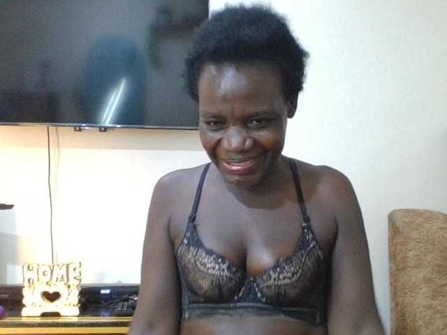 blaqqueen1 live cam