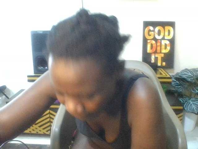 blaqqueen1 live cam on BongaCams
