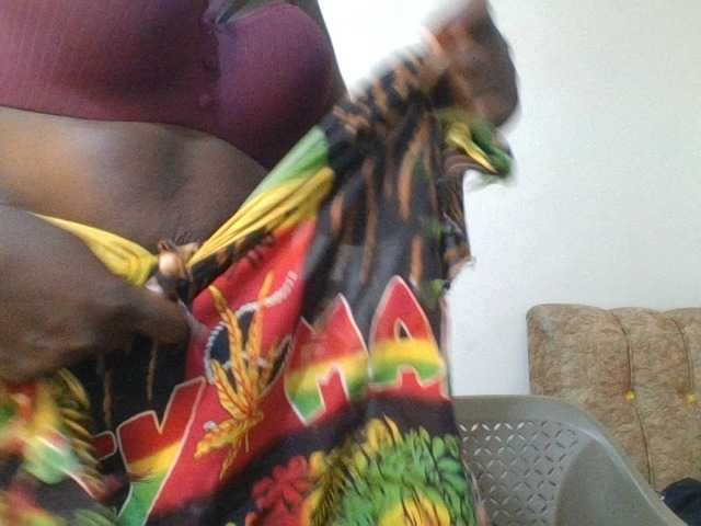 blaqqueen1 live cam on BongaCams