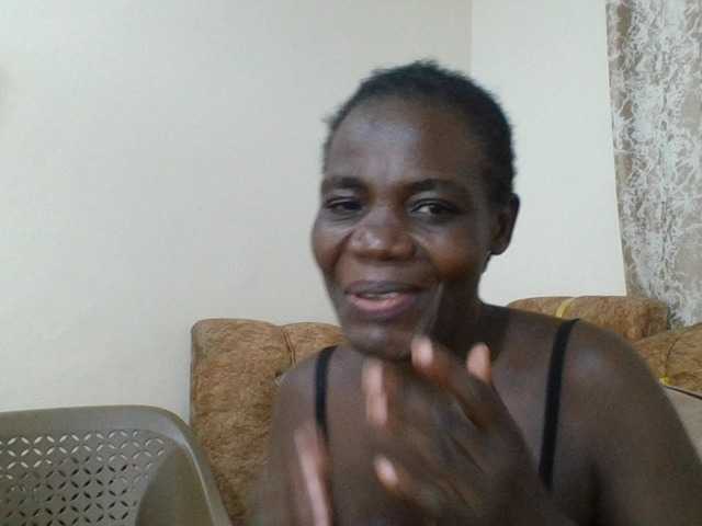 blaqqueen1 live cam preview