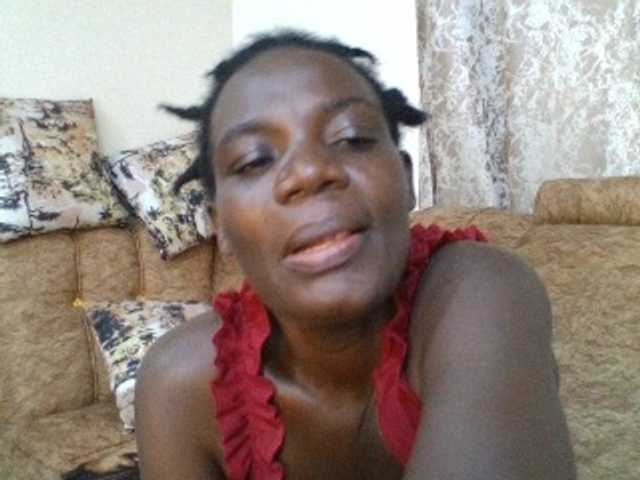 blaqqueen1 live cam on BongaCams