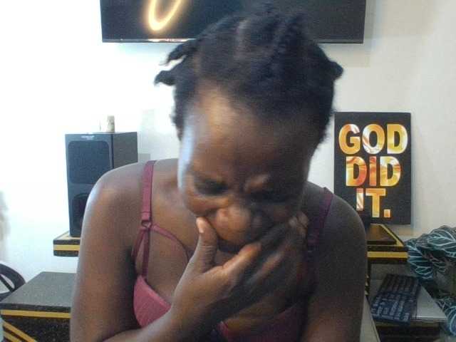 blaqqueen1 live cam on BongaCams