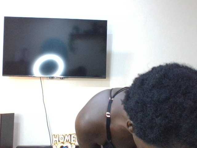 blaqqueen1 live cam on BongaCams