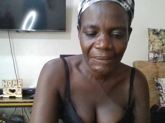 blaqqueen1 webcam bongacams model stream image