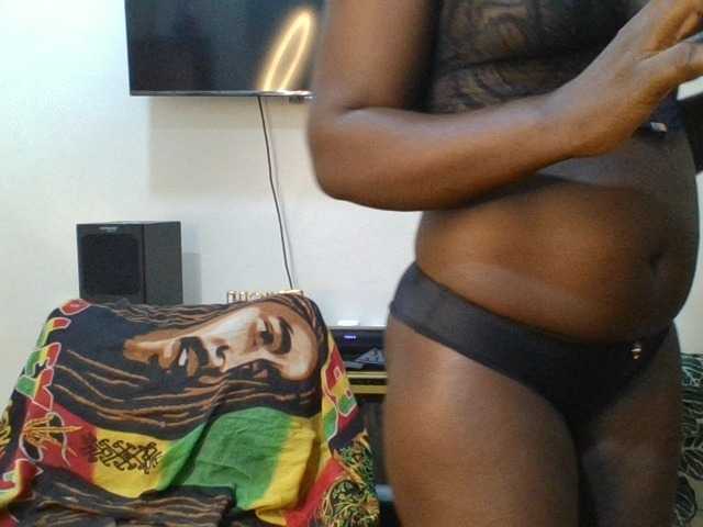blaqqueen1, en vivo ahora en BongaCams