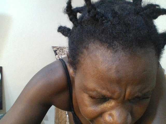 blaqqueen1 live cam on BongaCams