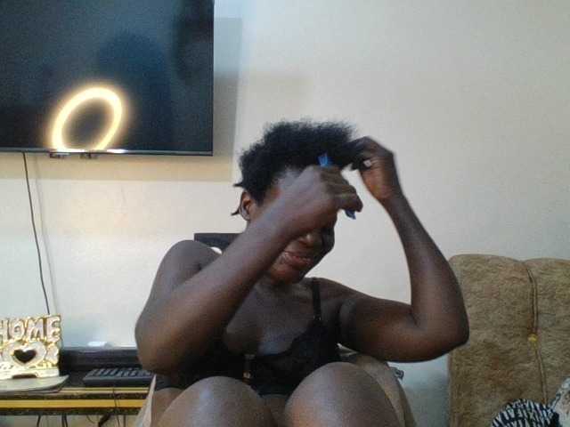blaqqueen1 live cam preview