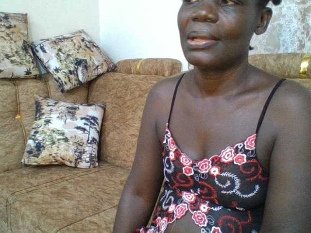 blaqqueen1 live cam on BongaCams