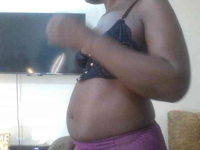 blaqqueen1 webcam