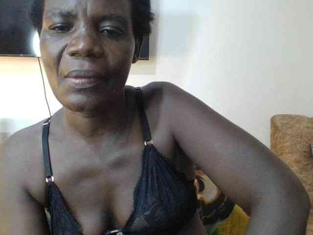 blaqqueen1 webcam