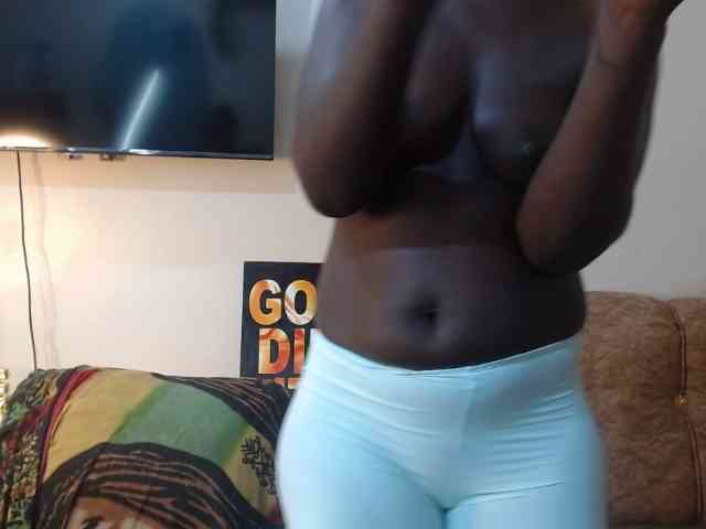 blaqqueen1 webcam