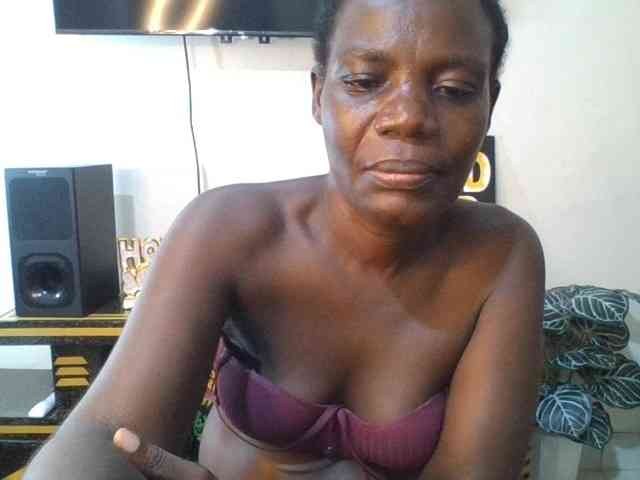 blaqqueen1 blaqqueen1