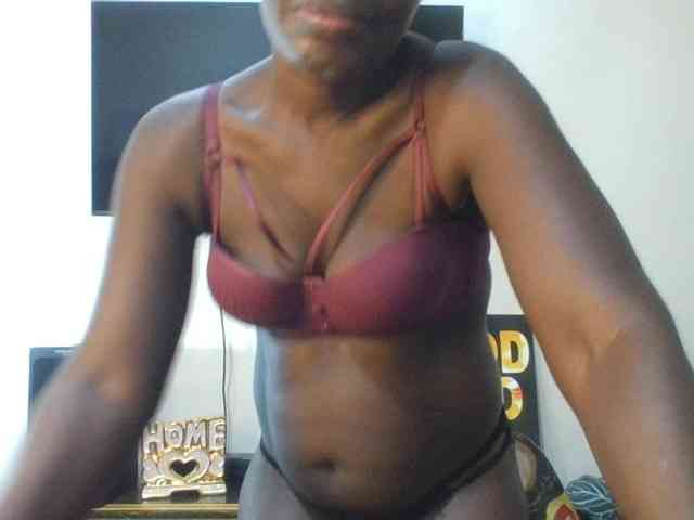 blaqqueen1 webcam