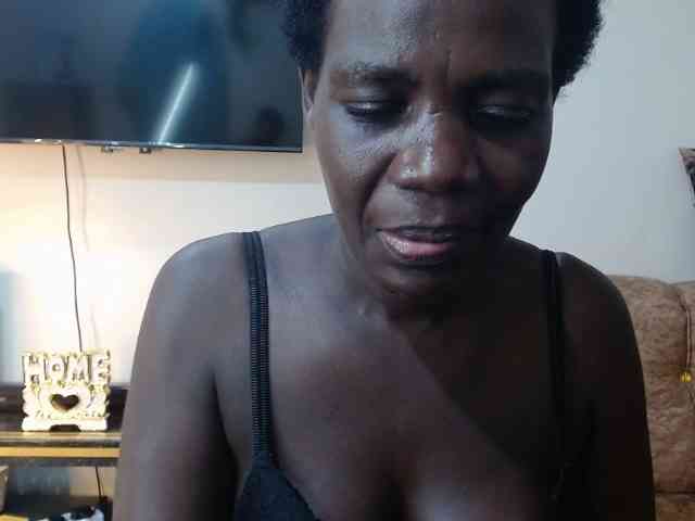 blaqqueen1 webcam