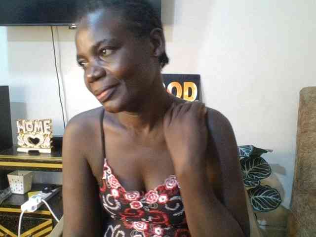 blaqqueen1 blaqqueen1