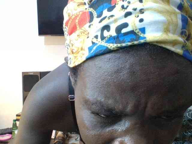blaqqueen1 webcam