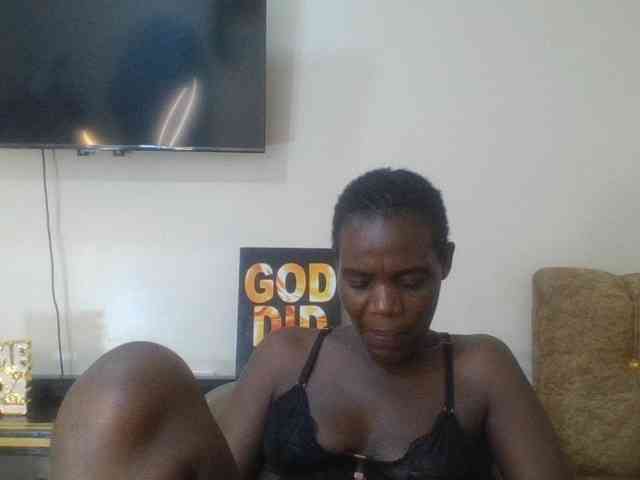 blaqqueen1 webcam