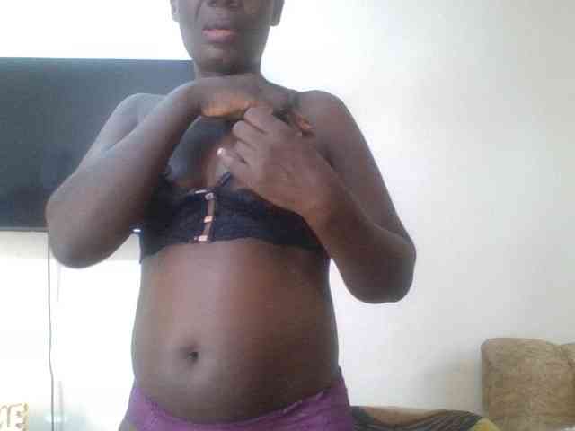 blaqqueen1 webcam