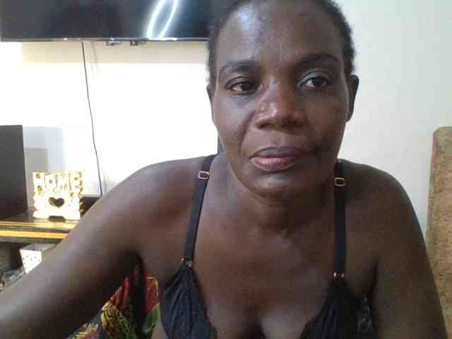 blaqqueen1 webcam