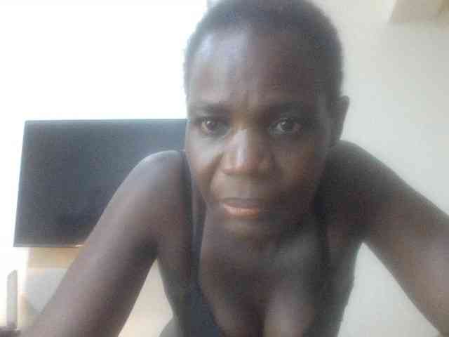 blaqqueen1 webcam