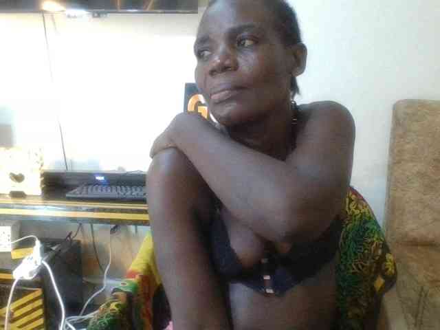 blaqqueen1 webcam