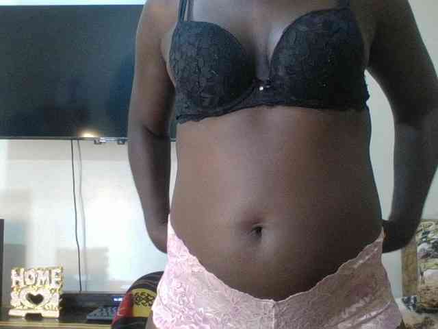 blaqqueen1 webcam