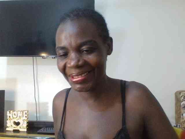 blaqqueen1 webcam