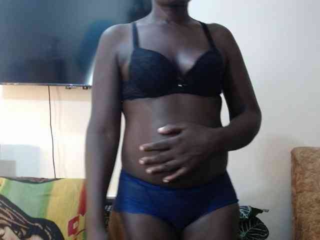 blaqqueen1 webcam