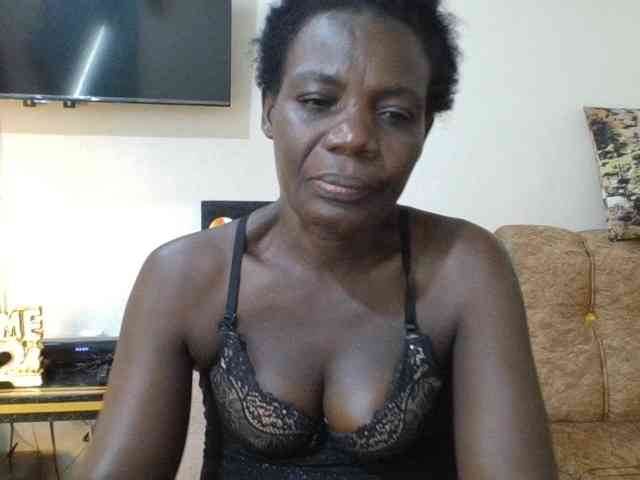 blaqqueen1 webcam