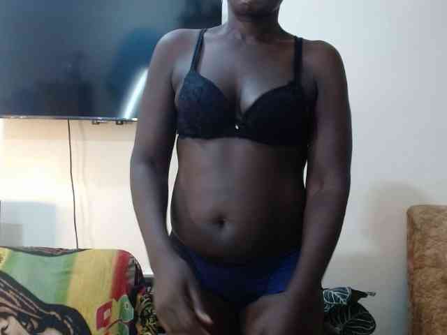 blaqqueen1 webcam